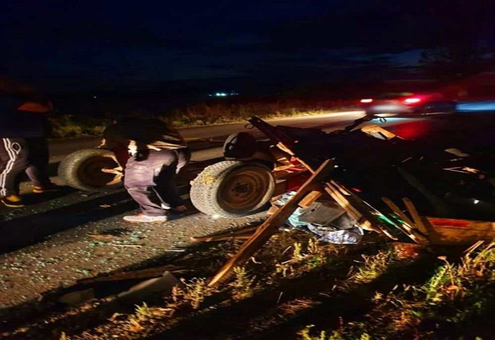 Accident rutier pe DJ 601, între un autoturism și o căruță. Un bărbat a ajuns la spital