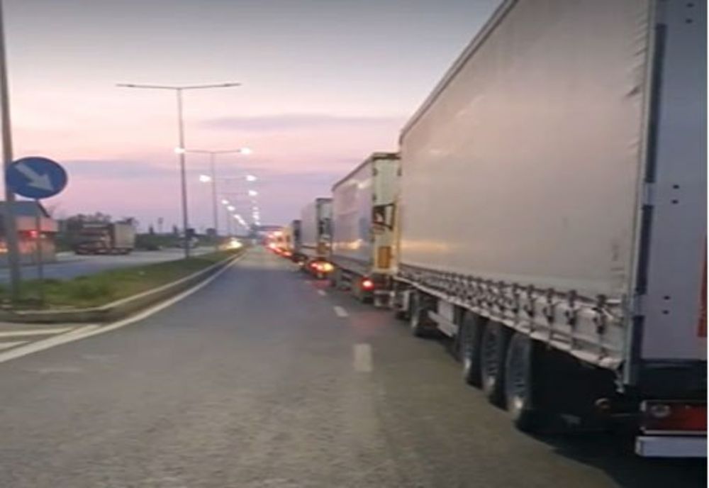 Aglomerație la frontiera cu Bulgaria, la Giurgiu, din cauza unor lucrări de reabilitare 