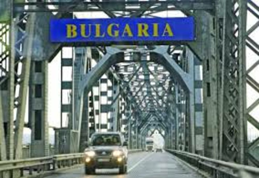 Persoanele care vor să treacă în Bulgaria prin Punctul de Trecere a Frontierei Giurgiu-Ruse, obligate să prezinte un test PCR negativ 