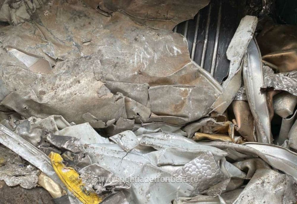 Peste 62 tone deșeuri din aluminiu și polistiren, descoperite la P.T.F. Giurgiu 