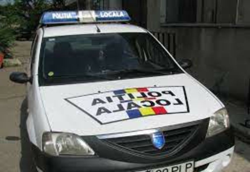 Giurgiuveni amendați pentru consum de alcool în public și consum de semințe