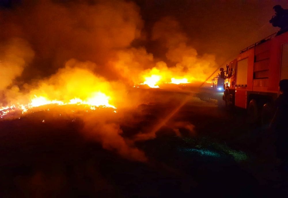 Trei incendii de vegetație uscată în județul Giurgiu, în doar câteva ore 
