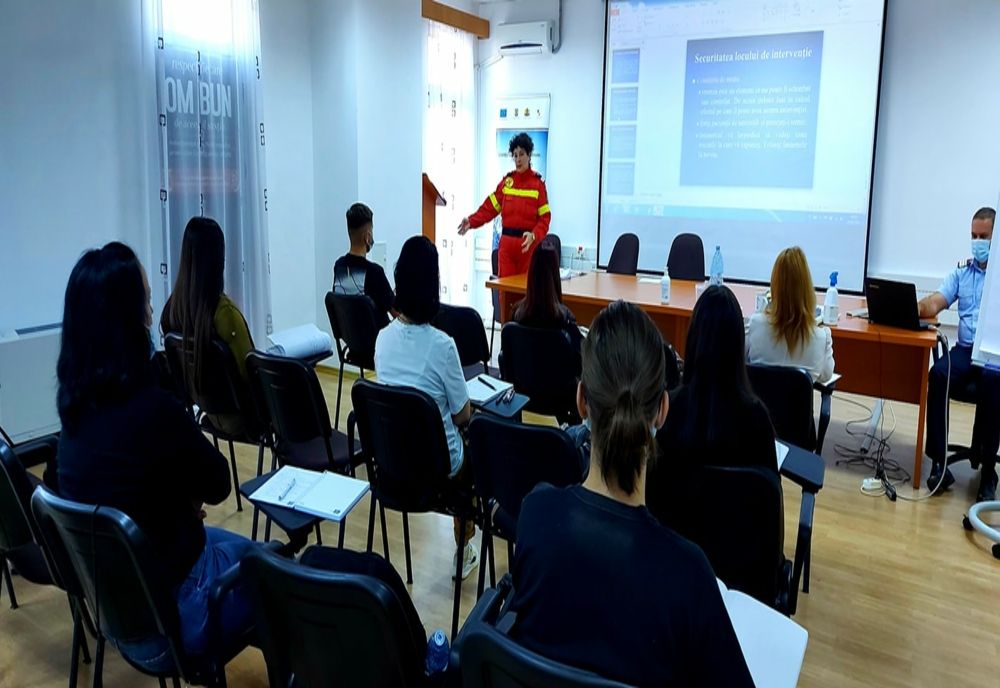 Giurgiu. 20 de tineri au început antrenamentele în cadrul programului „Salvator din pasiune”