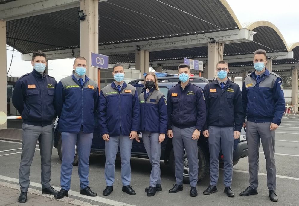 7 elevi ai Școlii de Pregătire a Agenților Poliției de Frontieră "Avram Iancu" Oradea, stagiu de practică la I. T. P. F. Giurgiu