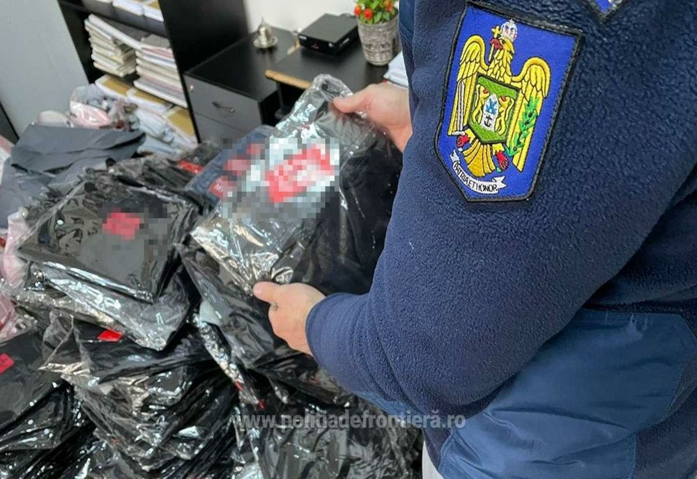Bunuri contrafăcute, în valoare de 250.000 lei, descoperite la P.T.F. Giurgiu 