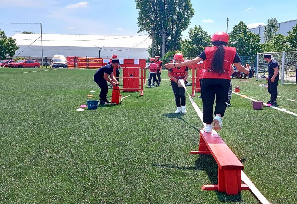 100 de elevi giurgiuveni s-au întrecut astăzi pentru trofeul “Prietenii Pompierilor”