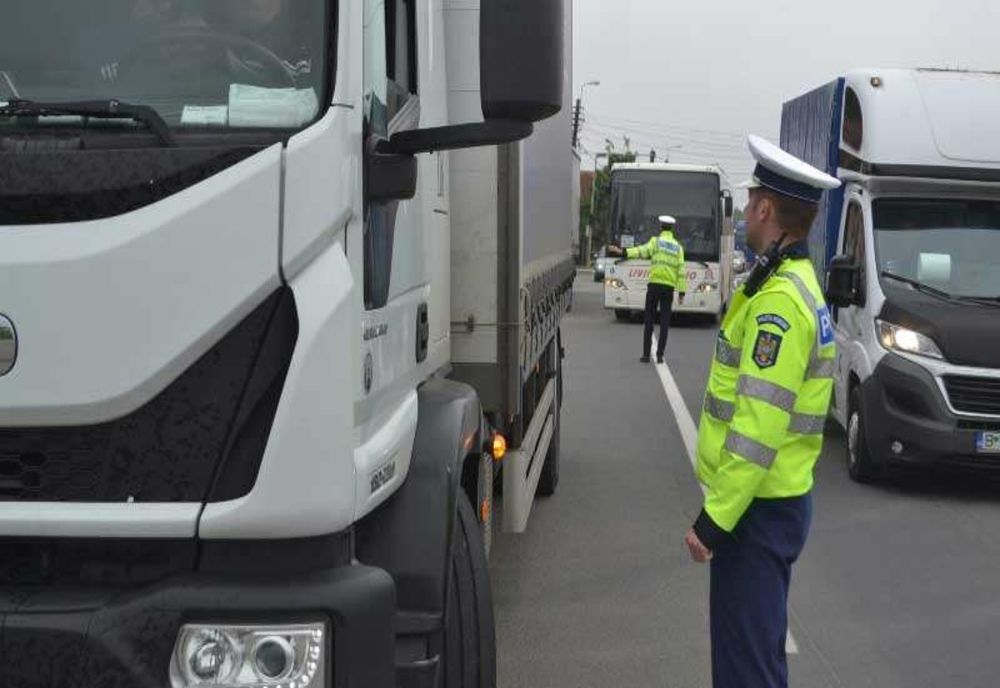 Giurgiu. Sancţiuni contravenţionale de peste 54.000 lei aplicate transportatorilor de marfă şi persoane