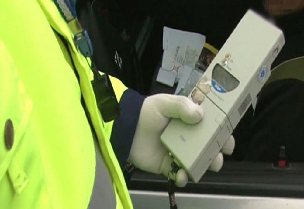 Bărbat implicat într-un eveniment rutier, depistat sub influenţa alcoolului