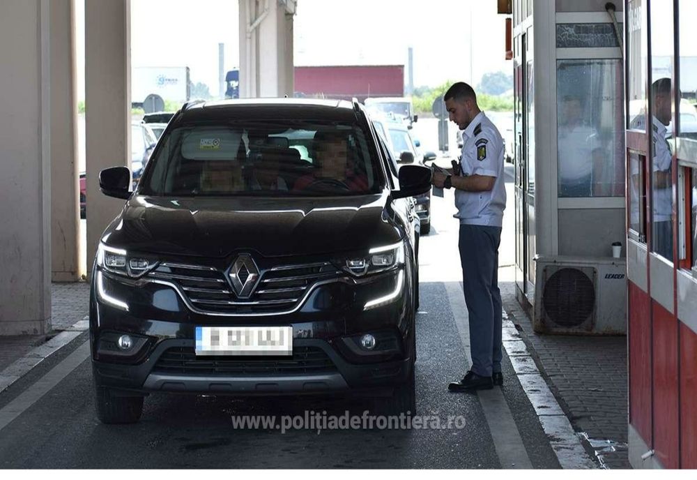 Pașaport specific Turcia cu 3 ștampile false total, descoperit de polițiștii de frontieră giurgiuveni