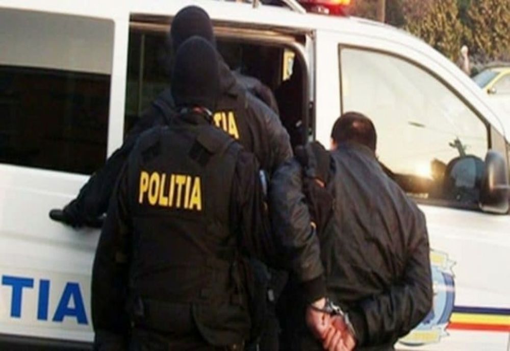 Giurgiu. Bărbat arestat preventiv pentru infracţiuni de violenţă în familie