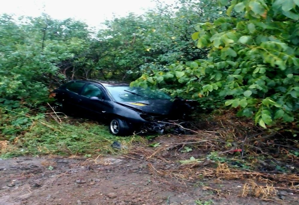 Giurgiu. Două persoane rănite după ce o cisternă a intrat în coliziune cu un autoturism