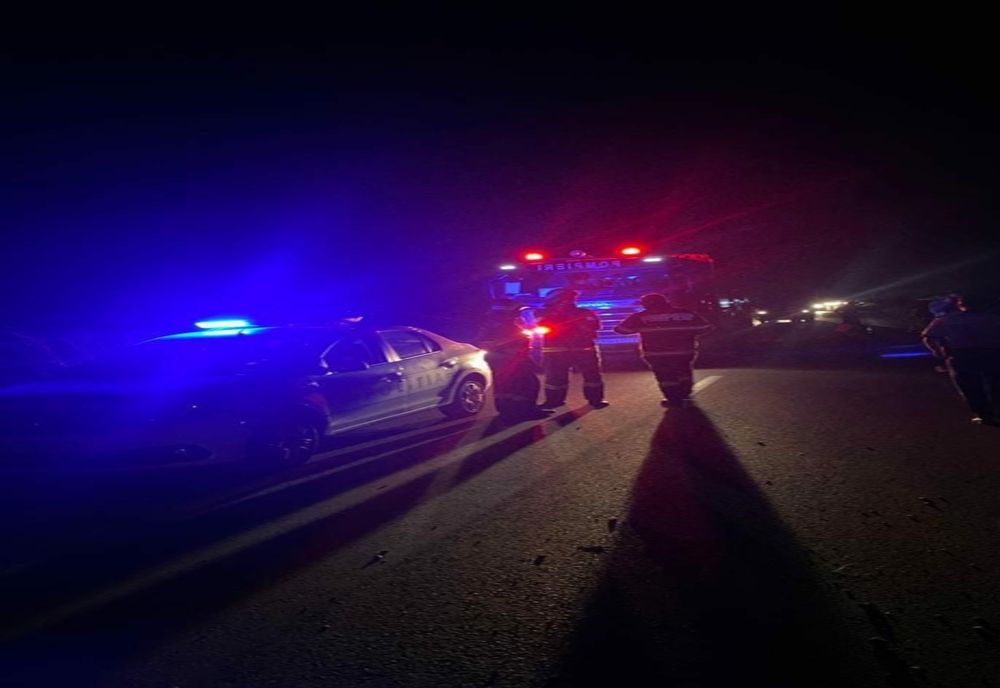Impact devastator pe DJ 412 A, între Ogrezeni şi Malu Spart, în judeţul Giurgiu! Un şofer de 23 de ani a decedat