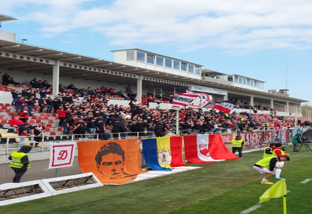 Măsuri de ordine pe Stadionul Marin Anastasovici din Giurgiu pentru meciul de fotbal F.C. Dinamo Bucureşti- F.C. Universitatea Craiova