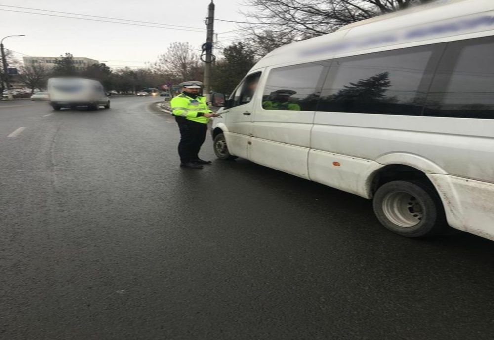 Acţiune a poliţiştilor rutieri giurgiuveni pe linia transportului de persoane