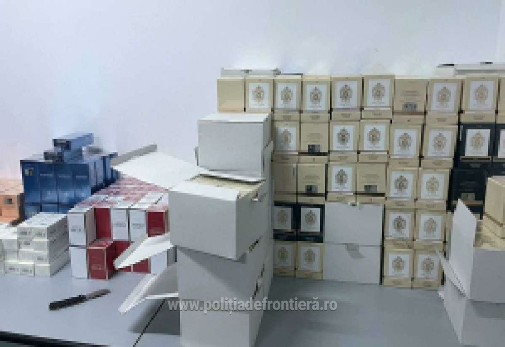 Giurgiu. Bunuri contrafăcute, cu valoare estimativă de peste 127.000 lei, descoperite în bagajele unor cetăţeni turci