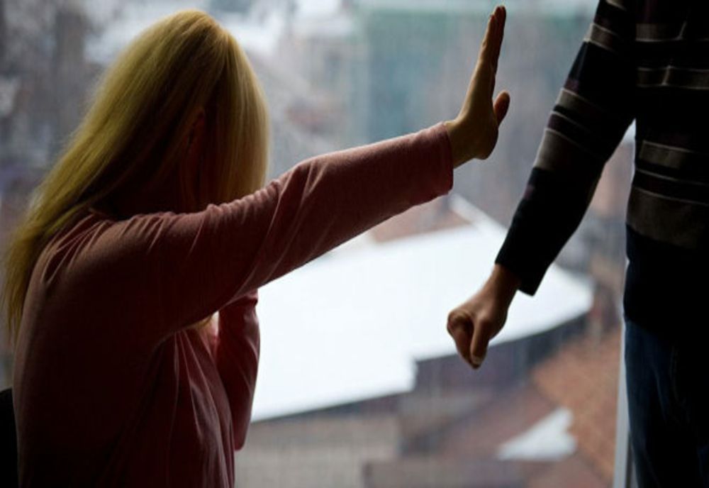 Mai multe cazuri de violenţă domestică în judeţul Giurgiu! Ce măsuri au luat poliţiştii