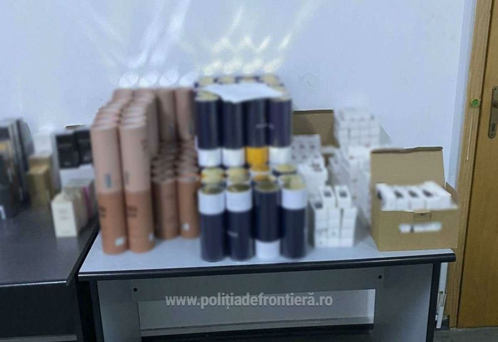 Bunuri contrafăcute, descoperite de polițiștii de frontieră giurgiuveni