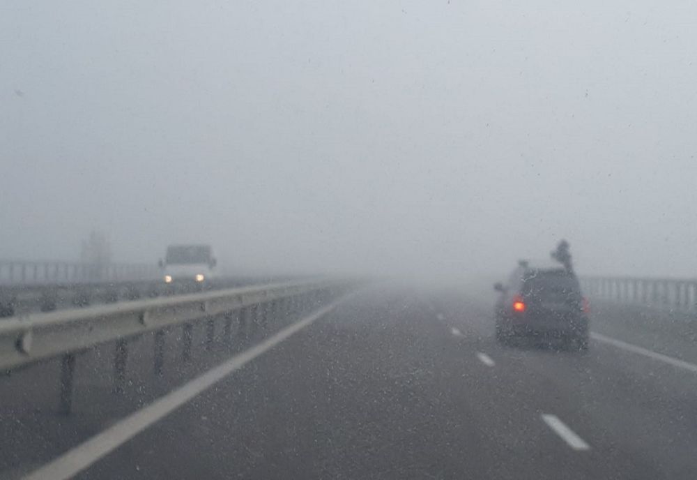 Cod galben de ceață în mai multe județe din Transilvania, Moldova și Muntenia