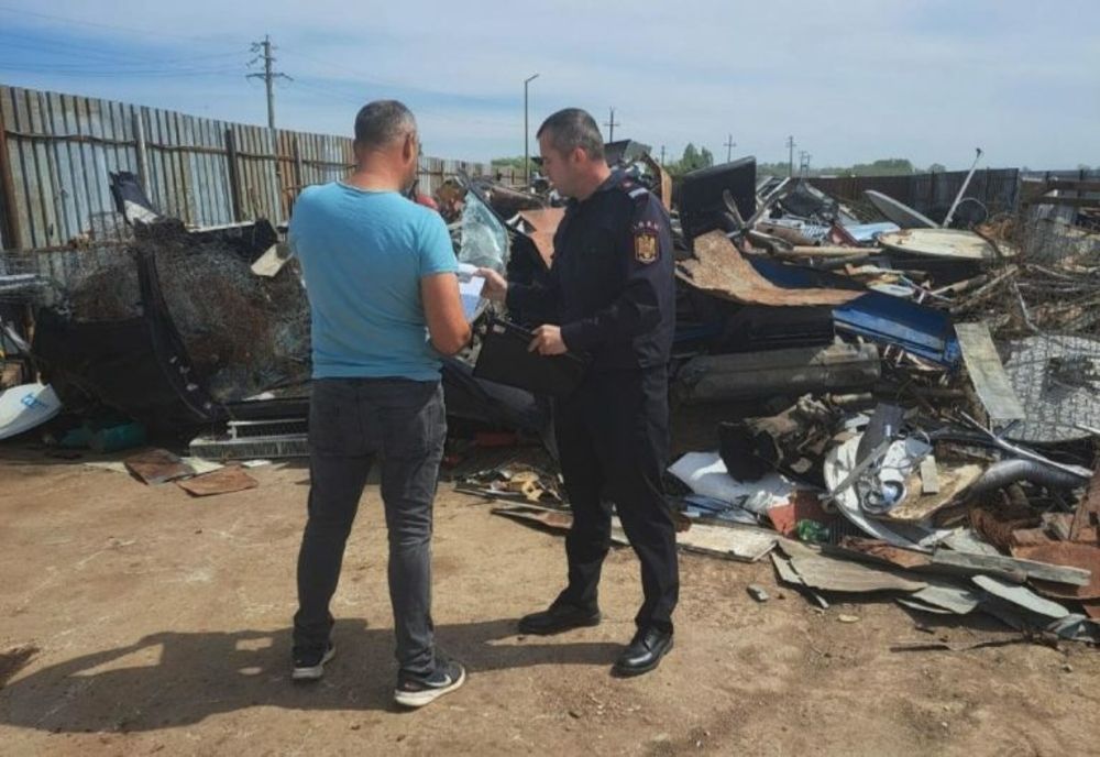 Acțiuni de informare ale pompierilor giurgiuveni la centrele de colectare a fierului vechi