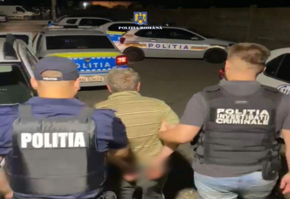 Bărbat de 64 de ani, din Malu Spart, reţinut după ce şi-a lovit fiul şi a încercat să incendieze autoturismul 