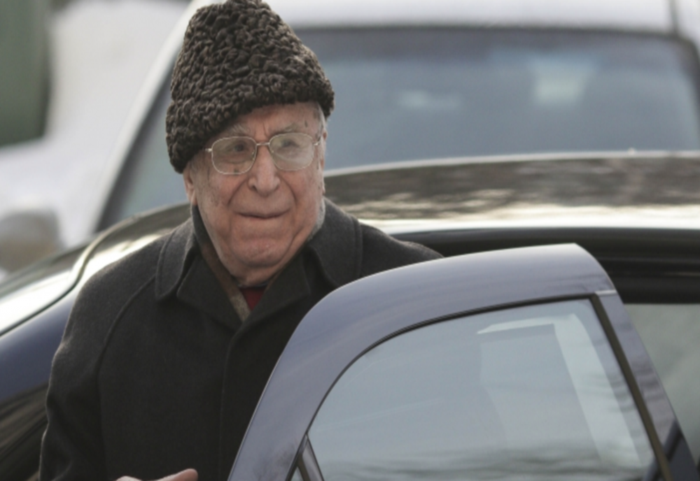 Dosarul Revoluției. Detalii incredibile din anchetă: cum încearcă să-l scape avocații pe Ion Iliescu