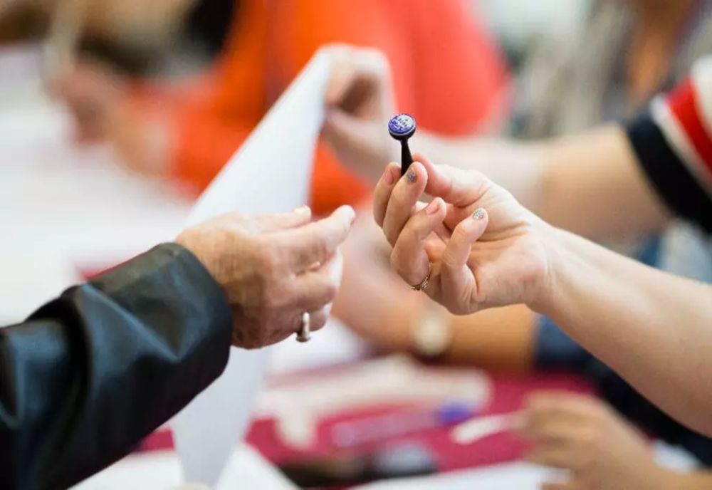 Alegeri locale 2024. PSD are 1566 de mandate de primar, PNL-1052. Cum au votat românii: Rezultate parţiale