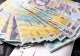 Salariul mediu net a scăzut în aprilie 2026 față de martie. Domeniile în care angajații primesc cele mai mari salarii