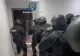 Arme albe și sticle incendiare, găsite în urma descinderilor la două clanuri Ștoacă și Toboșarii: 11 persoane, reținute