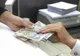 Suspiciuni de spălare de bani în sistemul bancar. Sunt implicate un SRL și persoane fizice din Ghimpați!
