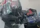 Sute de articole vestimentare susceptibile a fi contrafăcute, descoperite la P.T.F. Giurgiu