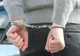 Giurgiu. Bărbatul din Stăneşti care şi-a înjunghiat soţia şi apoi a dat foc la casă, reţinut pentru tentativă de omor