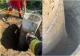 Fetiță de 8 ani, căzută într-o fântână aflată în construcție. Intervenție de amploare a pompierilor în Vrancea