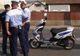 A condus un moped fără a deţine permis. Polițiștii reamintesc condițiile legale în care puteți conduce un moped