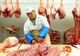 Locuri de muncă la tranșat carne în Irlanda. Ora, plătită cu aproape 10 euro