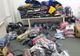 3.000 de textile și parfumuri contrafăcute, confiscate la frontieră