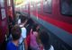 CNE: Ordonanţa de urgenţă publicată în Monitorul Oficial - discriminatorie pentru elevii care fac naveta cu trenul