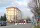 Arde în Giurgiu! Incendiu la acoperișul unui bloc de lângă Supeco
