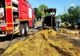 Giurgiu. O autoutilitară cu remorcă, încărcate cu fân, distruse de flăcări