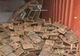 Giurgiu. Bărbaţi reţinuţi după ce au sustras mai multe plăci metalice şi componente CFR 